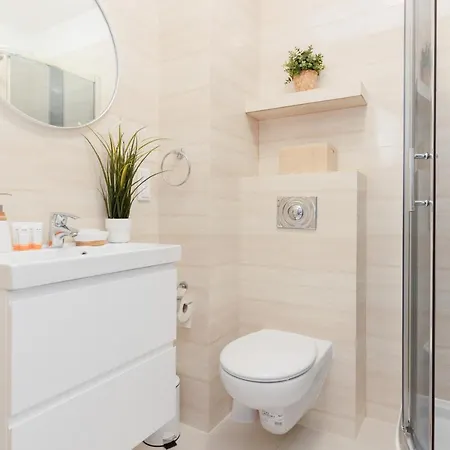 Ochota Elegant Studio By Renters Apartment Warsaw