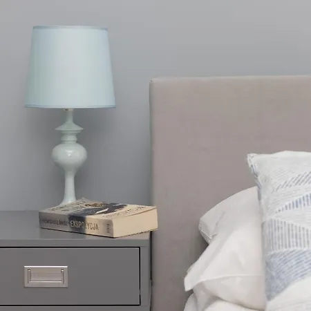 Apartment Ochota Elegant Studio By Renters *